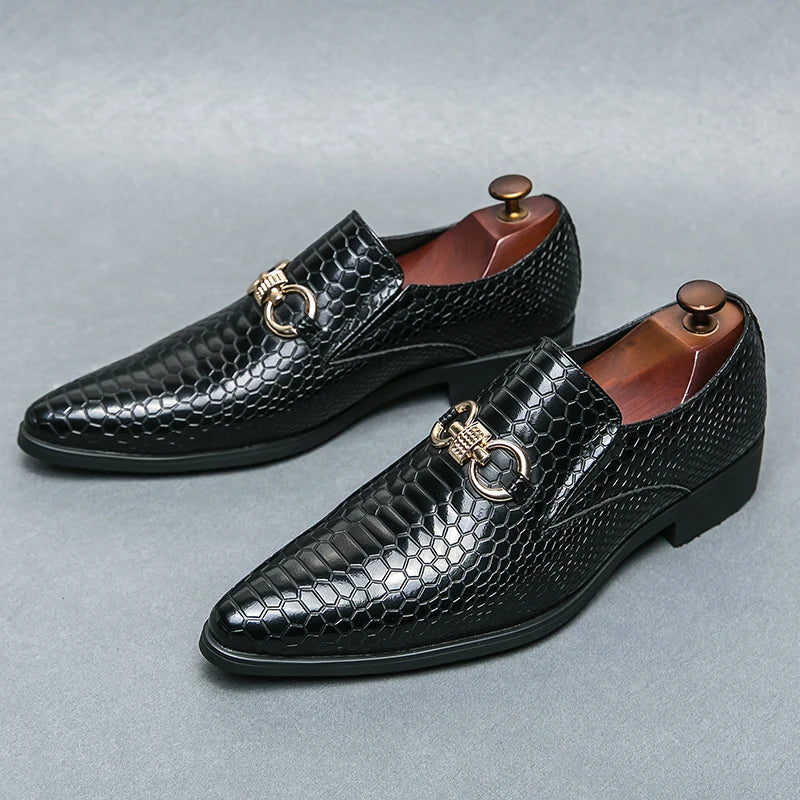 Retro Bronze Loafers Non-Slip Men Shoes Pointed Toe Dress Leather Shoes Luxury Brand Social Dress Shoe Male Comfortable for Men