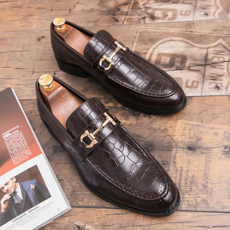 High Quality Casual Business Leather Shoes For Men Classic Social Leather Shoes Men Party Formal Loafers Men Dress Shoes Retro