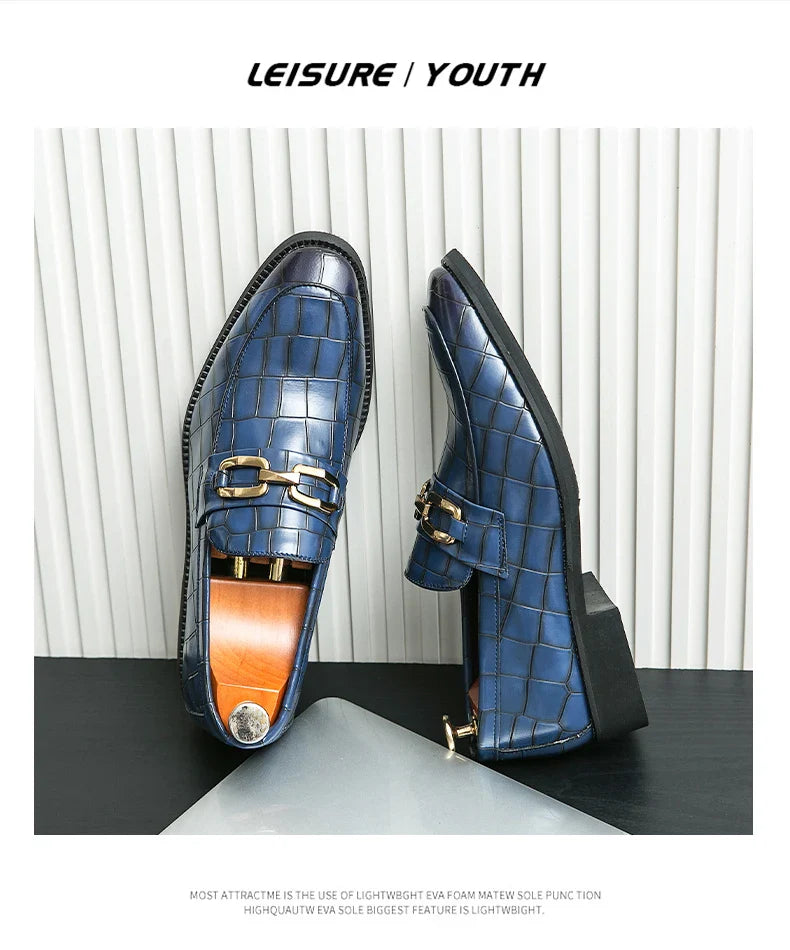 46 plus-size Metal Pressed Floral Loafers 2024 new merchant leather shoes men's casual pressed plaid leather pointy