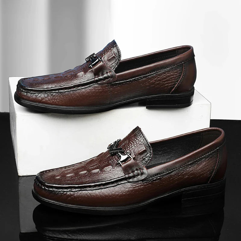 High Quality Round Toe Breathable Loafers Fashionable Brand Men's Comfortable Crocodile Patterned Casual Cowhide and Bean Shoes