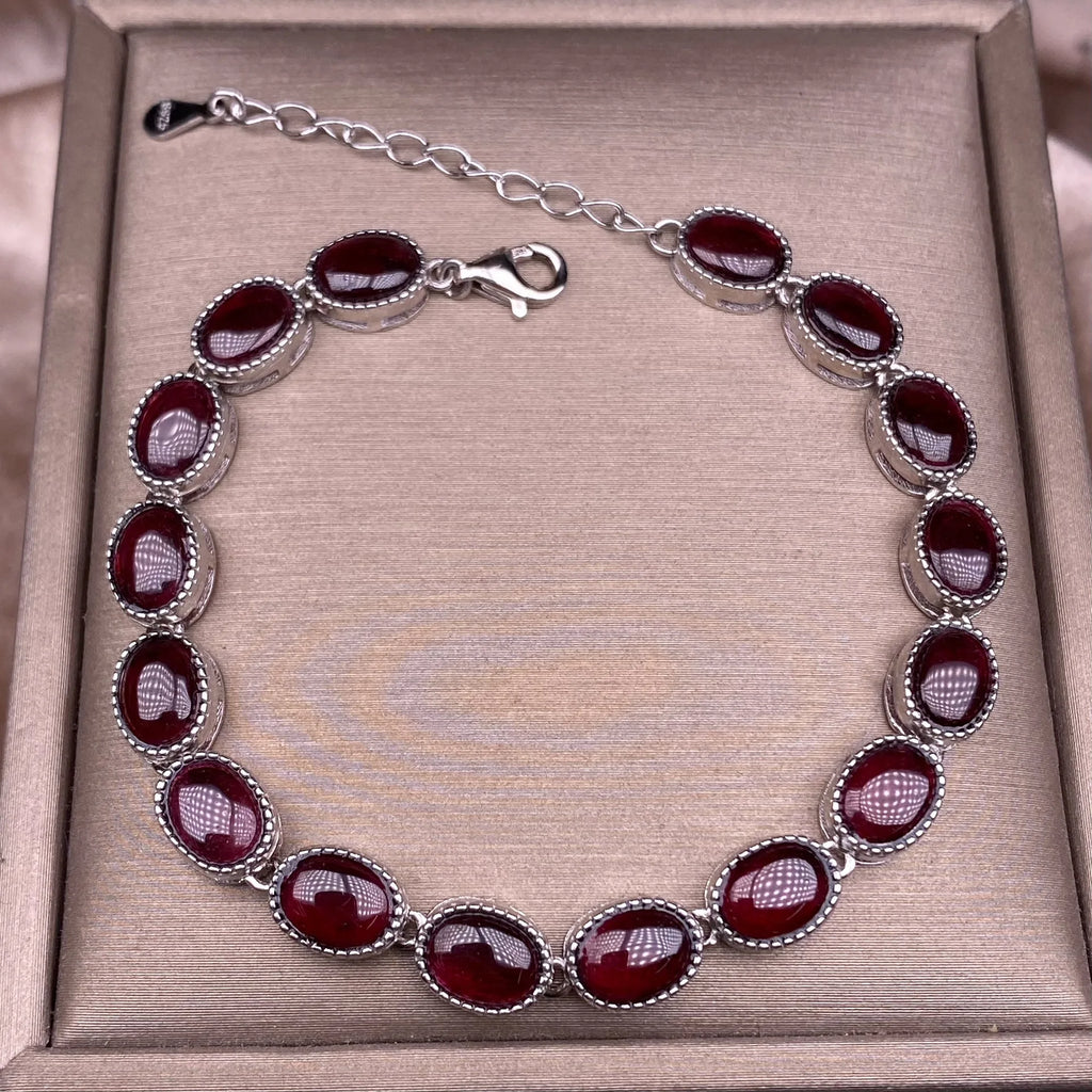 S925 sterling silver bracelet set with 17 natural garnets, simple and elegant women's bracelet jewelry, suitable for daily wear