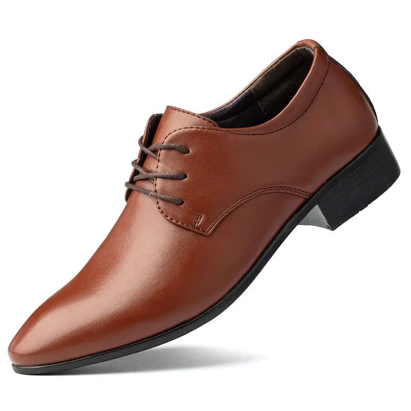 Men's Red Patent Leather Wedding Groomsmen Shoes Low Block Heel Business Formal Dress Shoes Trendy Casual Footwear