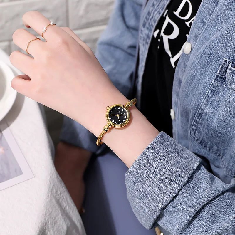 Women Bracelet Watch Retro Gold Bangle Women Watches Stainless Steel Retro Ladies Quartz Wristwatch Clock Dress Watch