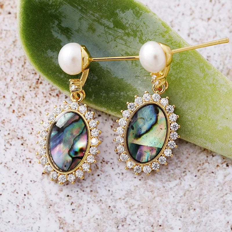 Luxury Freshwater Pearl Shell Stud Dangle Woman Wedding Holiday Earrings Designer Aesthetic Elegant Jewelry Gifts Bijoux