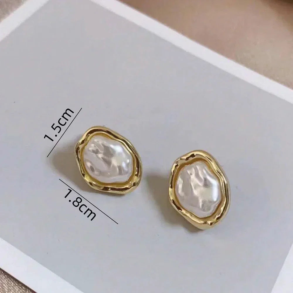 Elegant Irregular Imitation Pearl Stud Earrings For Women Korean C-shape Pearl Style TIny Posting Earrings Unique Girl Gift