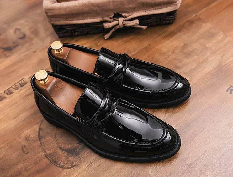 With Tassels Loafers Office Leather Shoes for Men Platform Thick Sole Pointed Toe Man Casual Shoe High Quality Fashion Elegant
