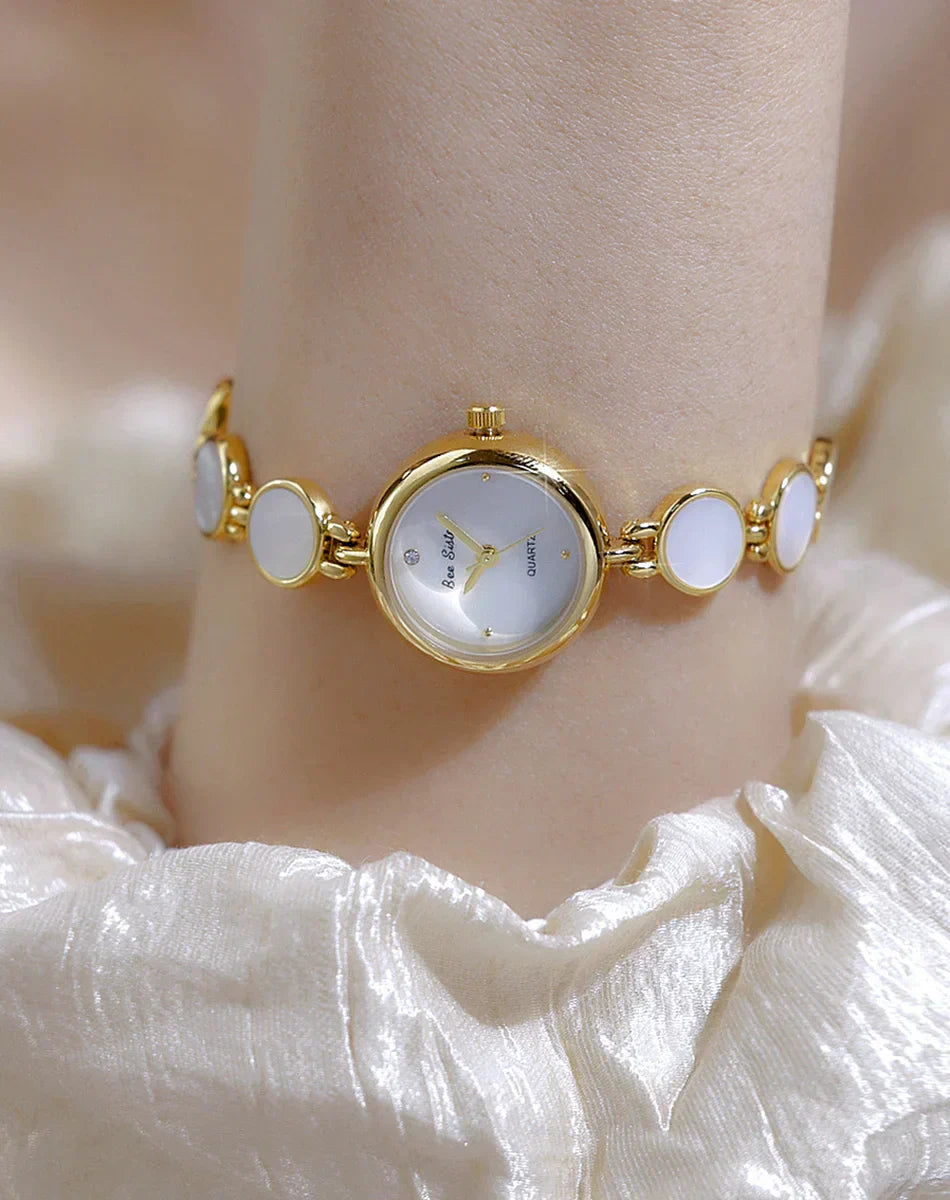 Luxury Ladies Watches Gold Small Dial Natural Shell Bracelet Clock Gifts For Women Lady Fashion Dress Quartz Wristwatch