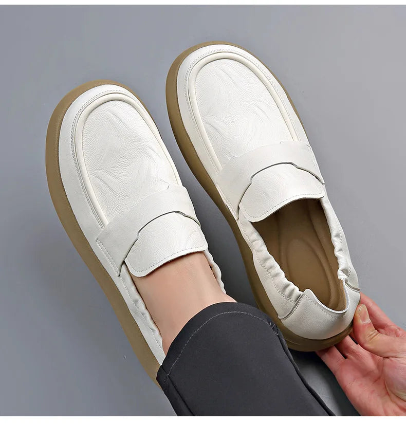 Spring Summer New Genuine Leather Shoes Men Solid Color Fashion Loafers Male Soft Sole Anti-slip Height-increasing Loafers Man