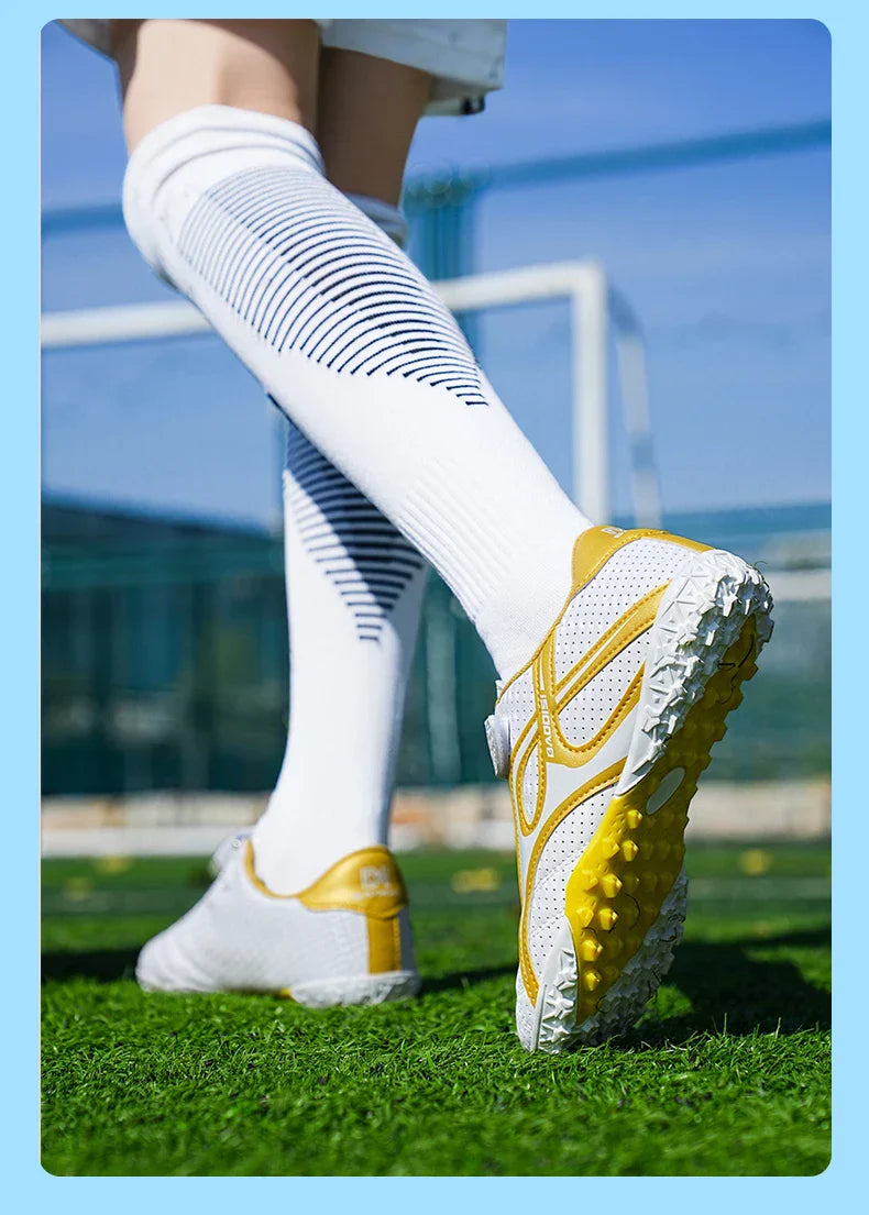 Kids Soccer Shoes Boys Grils Football Boots Non-Slip Training Indoor Outdoor Unisex Athletic Shoes Breathable Ultralight Sports