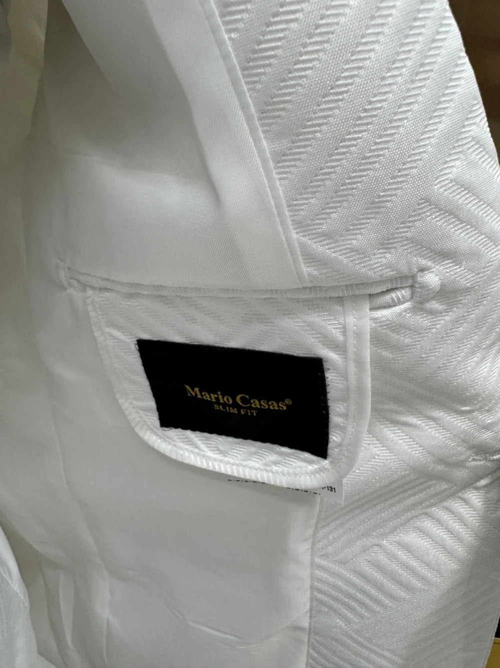 Patterned Elegant White Man Suit Jacket Vest Pants Fashionable 3-pieces Shawl Lapel Groom Wear Modern Glam Tuxedo Chic Set