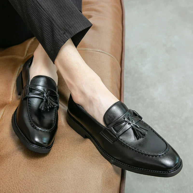 Mens Luxury Tassel Flats Leather Casual Office Designer Brogue Loafers Moccasin Wedding Oxford Footwear Dress Shoes for Men 2022