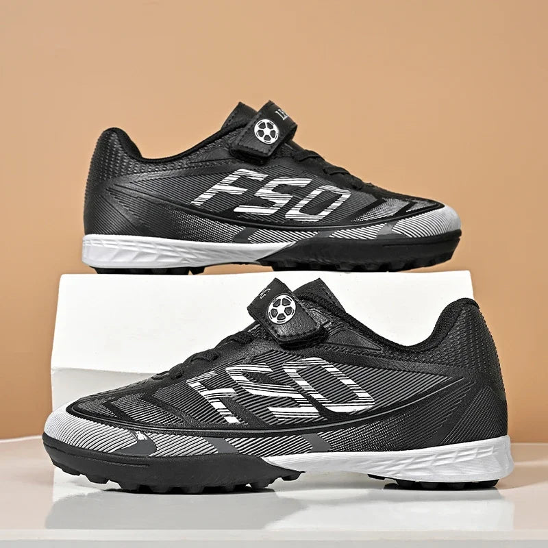 New Kid Football Boots Professional Match Match Boys Soccer Shoes Sports Shoes Non-Slip Sneakers Outdoor Comfortable Unisex