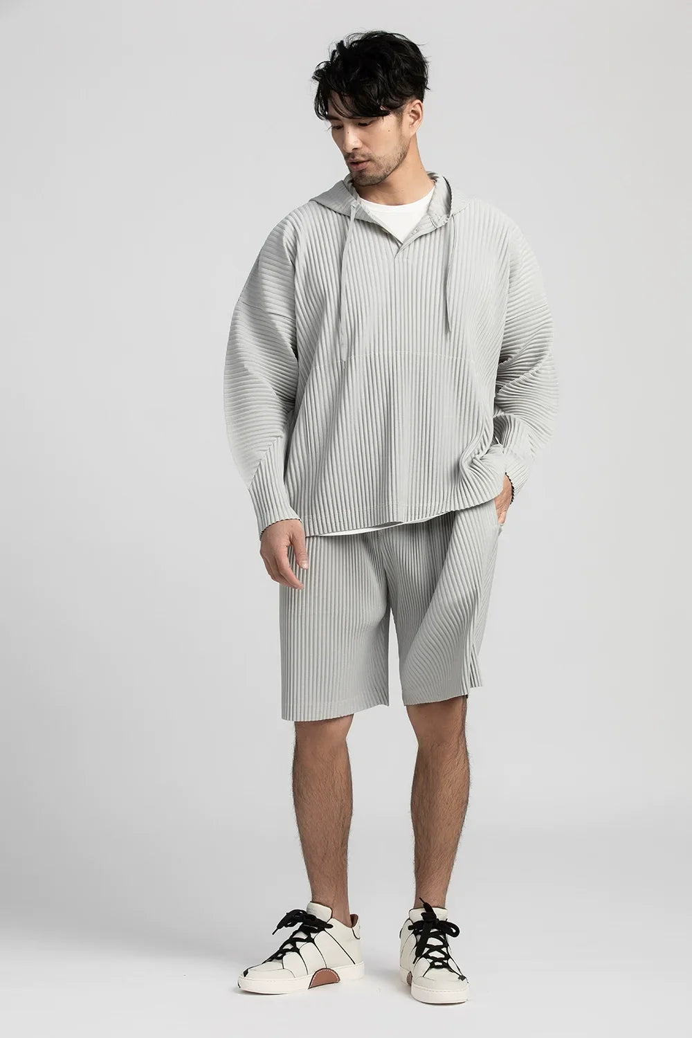 Pleated Shorts For Men Five-point Pants Baggy Casual Sports Shorts Japanese Pleated pants