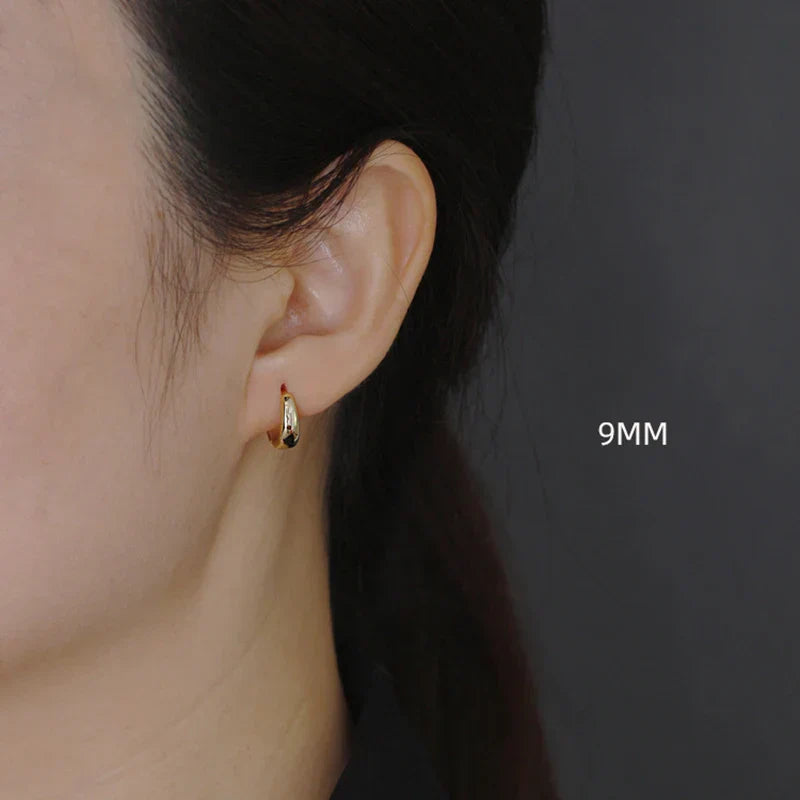 925 Sterling Silver Simple Wide Huggies Gothic Hoop Earrings for Women European Unisex Piercing Rock Jewelry Ear Buckles