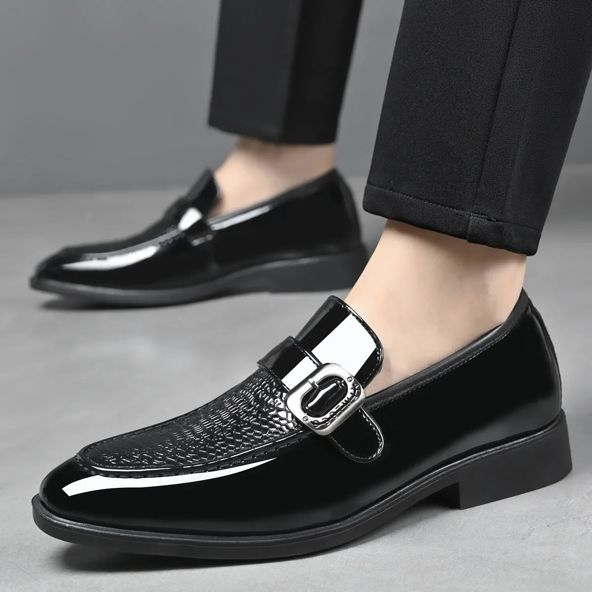 Party Wedding Oxford Footwear New Arrival Leather Men Casual Shoes Office Work Business Shoes Pointed Toe Loafers Brogue Shoes