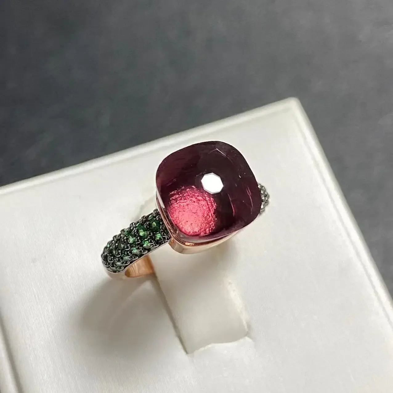 Emerald Ring for Women Green Zircon Inlay Rose Gold & Black Gun Plated 30 Colors Candy Crystal Style Jewelry Birthday Gift