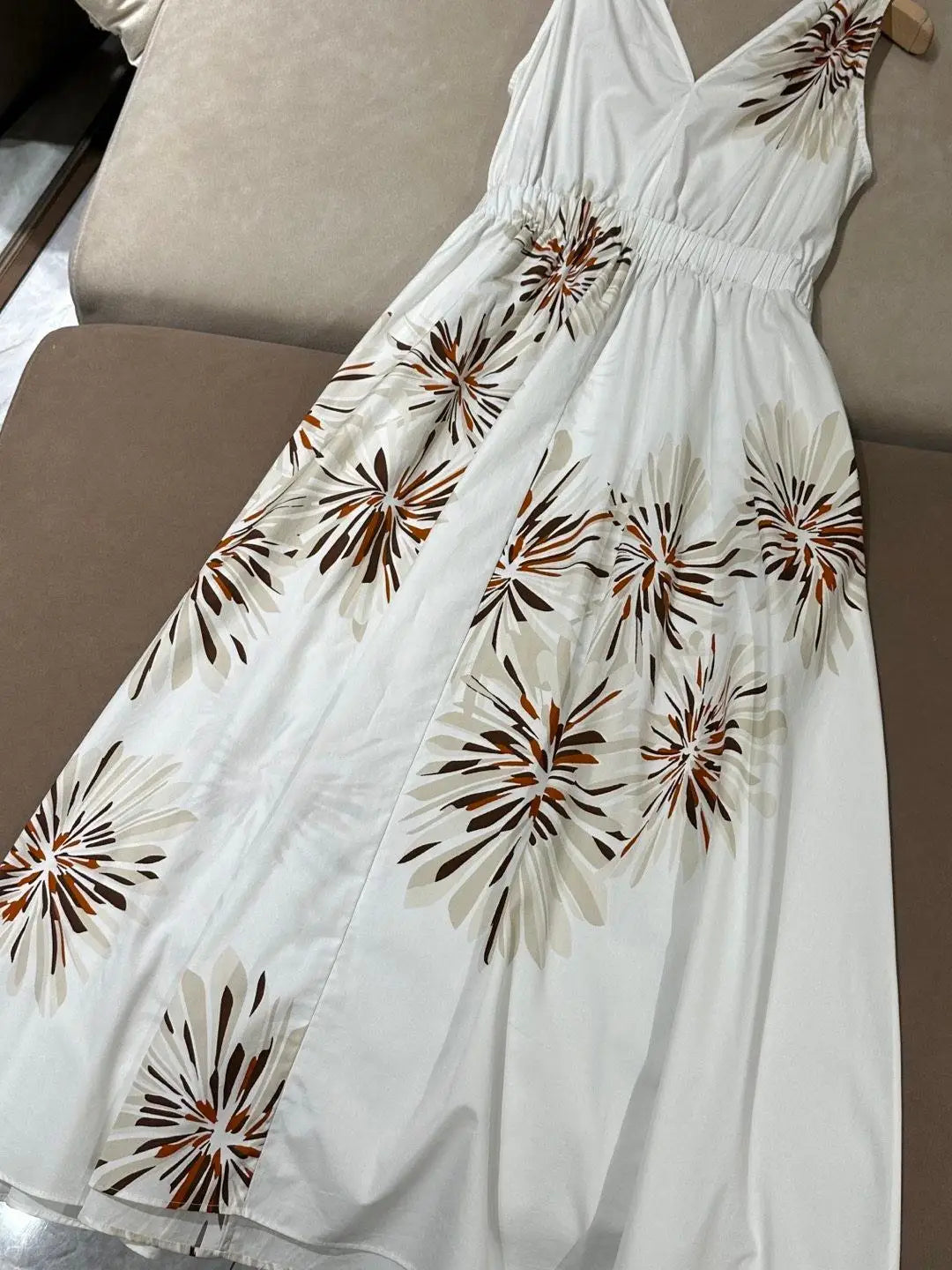 V-Neck Cinched Waist Dual Color Printed Sleeveless 100% Cotton Romantic Dress
