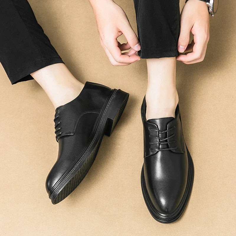 Fashion Men Brogue Oxford Shoes British Style Casual Shoes PU Leather Formal Dress Footwear Man Outdoor Sneakers Business Shoes