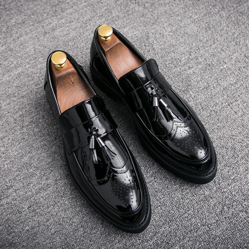 Fashion Golden Men's Casual Slip-On Tassel Patent Loafers Thick Bottom Elevator Shoes Men's Party Shoes Business Shoes Brogue