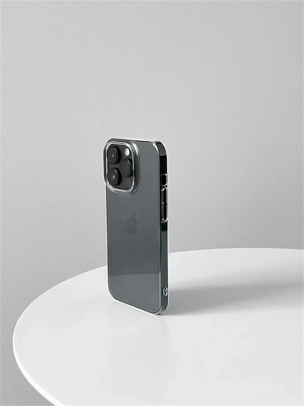 جراب صلب فائق النحافة بسماكة 0.7 ملم غير لامع مصنفر بالرمل لهاتف آيفون 17 16 برو ماكس 15 14 بلس 13 12 غطاء شفاف بسيط عالي الدقة