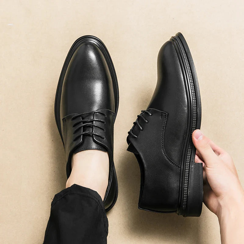 Fashion Men Brogue Oxford Shoes British Style Casual Shoes PU Leather Formal Dress Footwear Man Outdoor Sneakers Business Shoes