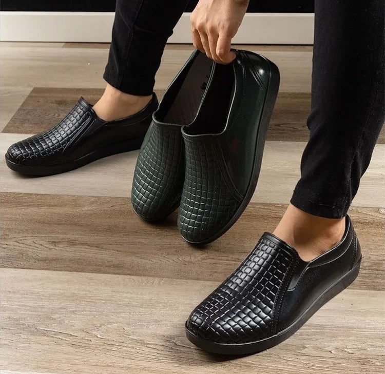 Men's Waterproof Non Slip Rain Shoes Low Cut Kitchen Work Shoes Soft Sole Outdoor Fishing Durable Rubber Shallow Water Shoes