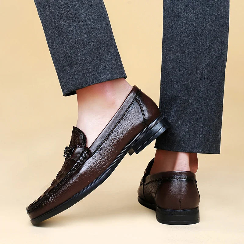 High Quality Round Toe Breathable Loafers Fashionable Brand Men's Comfortable Crocodile Patterned Casual Cowhide and Bean Shoes