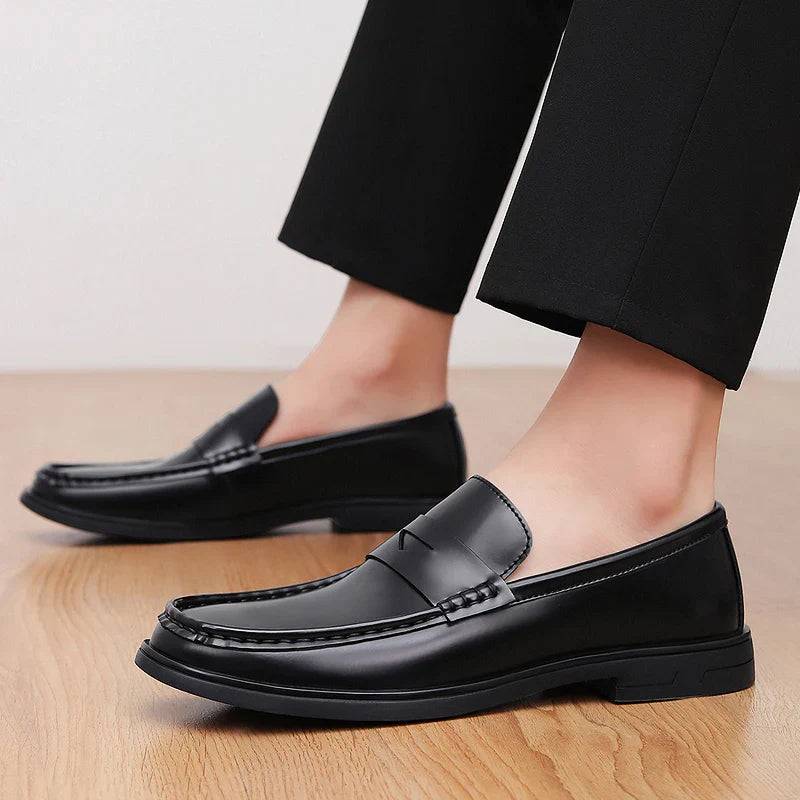 Elegant Travel Mens Loafers Fashion Casual Shoes High Quality Business Shoes Classic Man Moccasins Driving Shoes Slip on Flats