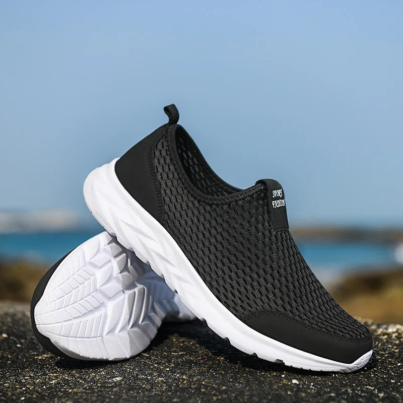 Men's Sneakers Breathable Mesh Men Casual Shoes Outdoor Non-Slip Big Size Loafers Walking Lightweight Male Tennis shoes