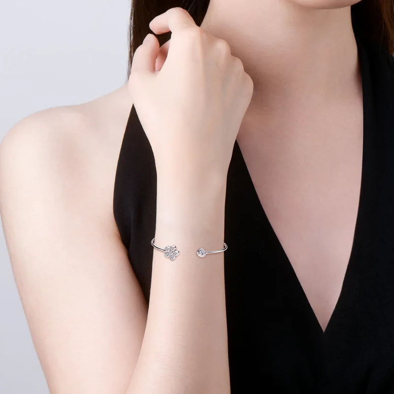 Four Prong Moissanite Cuff Bangle 5mm 0.5CT Round Cut D Color 925 Silver Open Hand Chain Bracelet For Women Girl Lady Gift