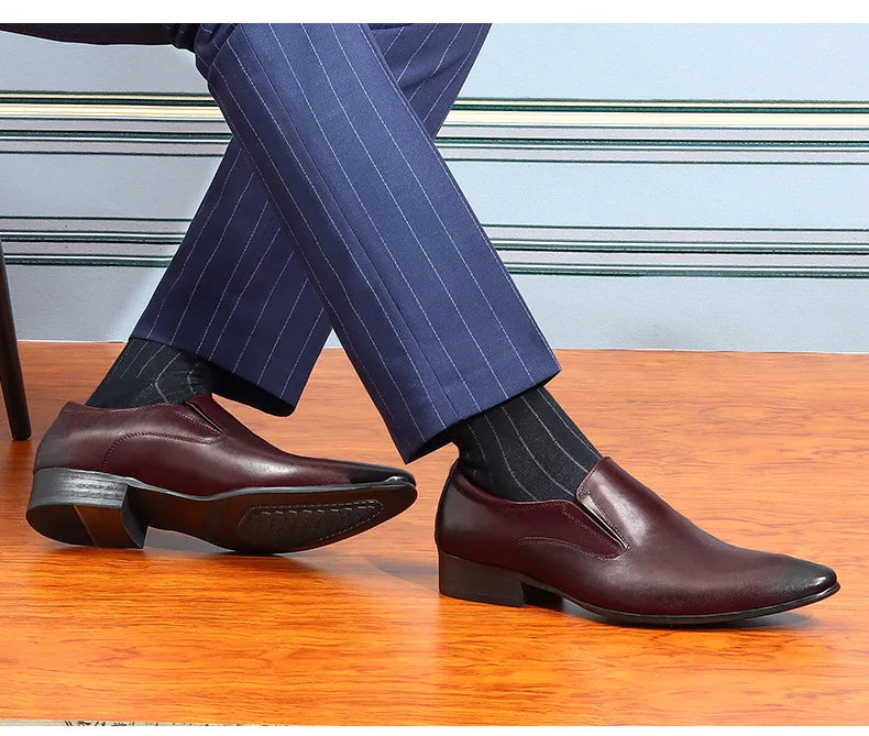 Top Layer Cowhide Shoes Men's Shoes Genuine Leather Business Dress Shoes Men British Pointed Toe Formal Slip-On Shoes