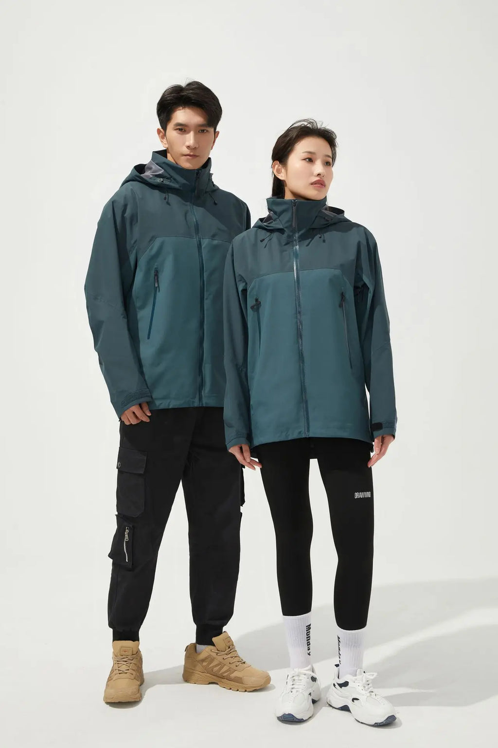2026 Outdoor Men's and Women's, Fashionable, Windproof and Waterproof, Mountaineering, Breathable, Travel, Camping, Windbreaker