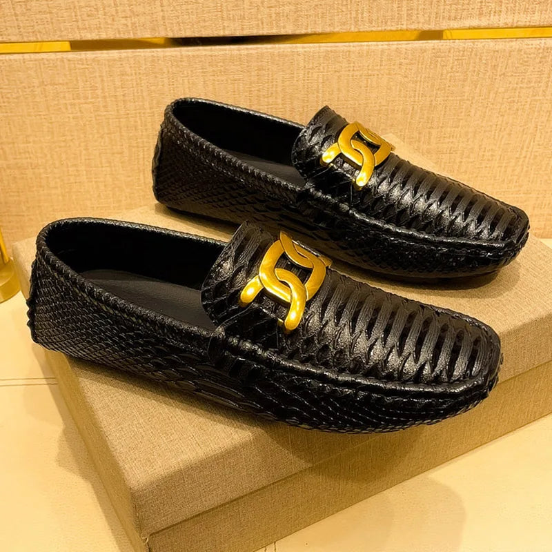 Plus Size 38~48 Mens Loafers Brand Corduroy Casual Leather Designer Vintage Slip-on Classic Men Driving Wedding Male Dress Shoes