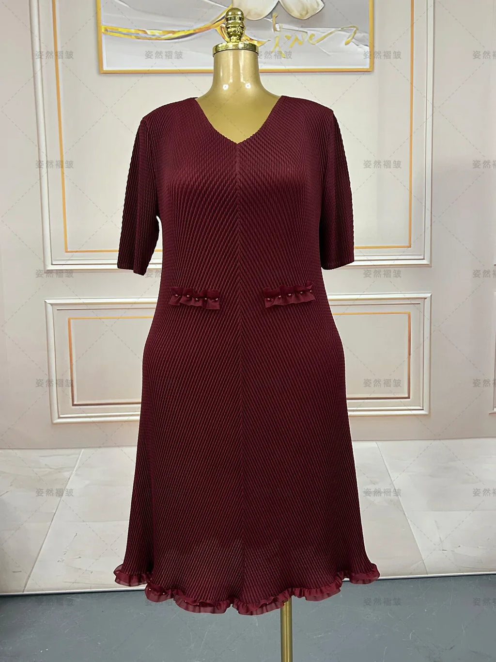 Miyake Pleated Dresses 2026 New Elegant V-Neck Fashion Plus Size Elastic European Women's Elegant Ball Gown Knee-Length Dress