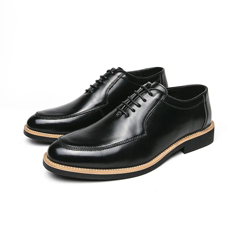Hot Selling Pointed Dress Shoes Europe America Casual Versatile Men's Low Top Shoes High-end Banquet Office Men's Business Shoes