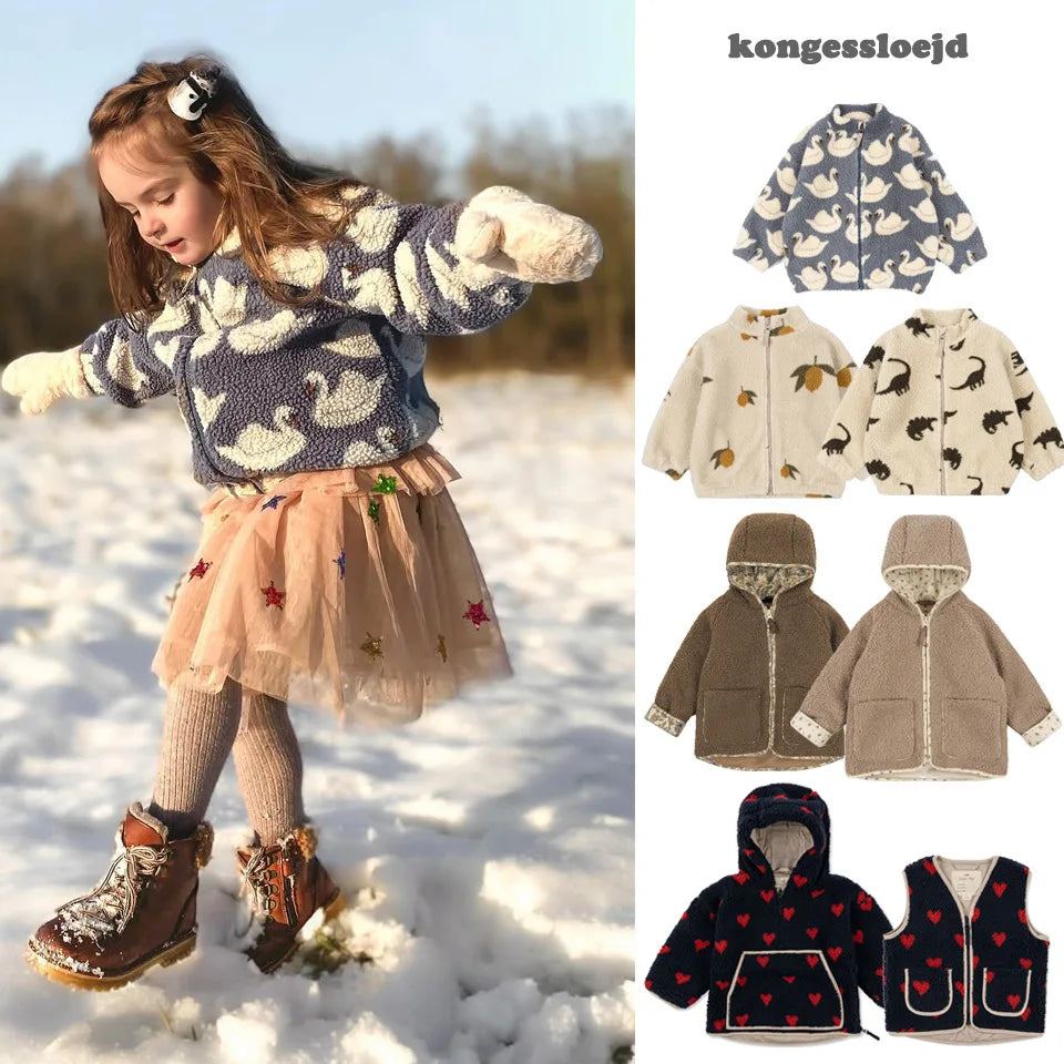 جاكيتات شتوية صوفية كرزية للبنات والأولاد