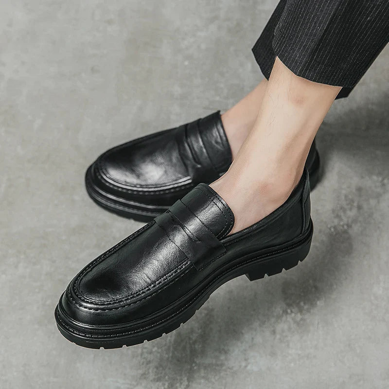 Tassel Loafers Men Platform Thick-soled Formal Business Shoes Slip-on Comfortable Mens Leather Wedding Casual Shoes Oxford Shoes