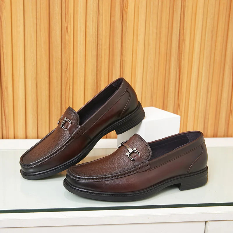 New Loafers for Men Genuine Leather Men's Shoes Elegant Gentleman Handmade Shoes Simple Metal horse buckle