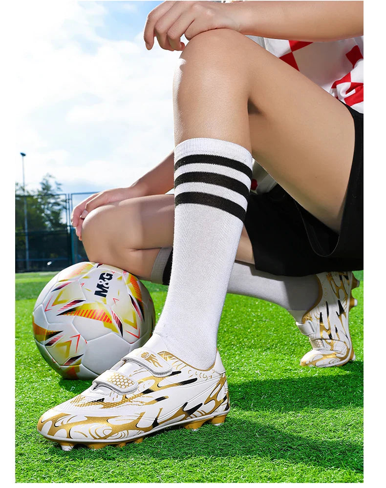 New Hot Kids Soccer Shoes School Football Boots Boys Girls Cleats Grass Sneakers Child Outdoor Athletic Training Sports Footwear