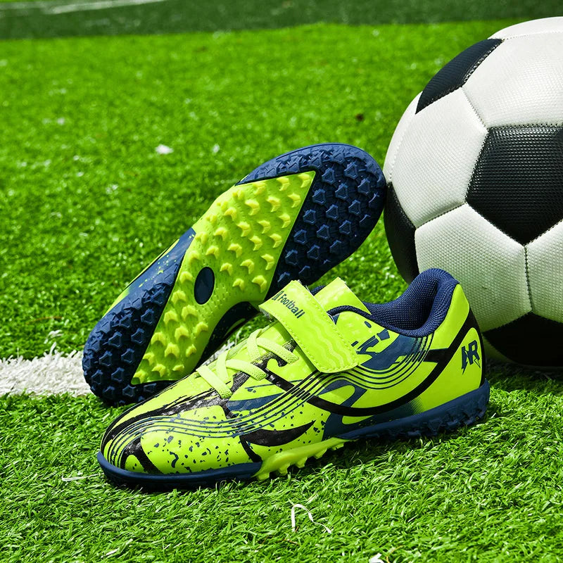 New Men Kids Professional Soccer Shoes Grass Boys Ultralight Football Boots Match Training Shoes Cleats Non-Slip Drop Shipping