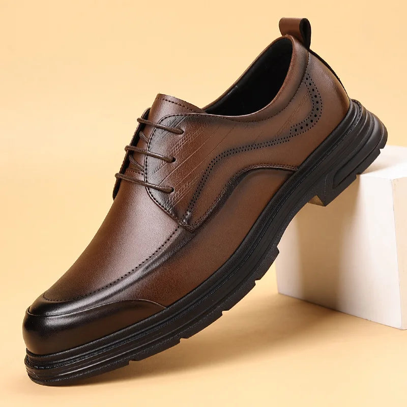 British Retro Formal Leather Shoes for Men Autumn New Designer Platform Dress Shoes Male Fashion Lace Commuter Office Shoe Man