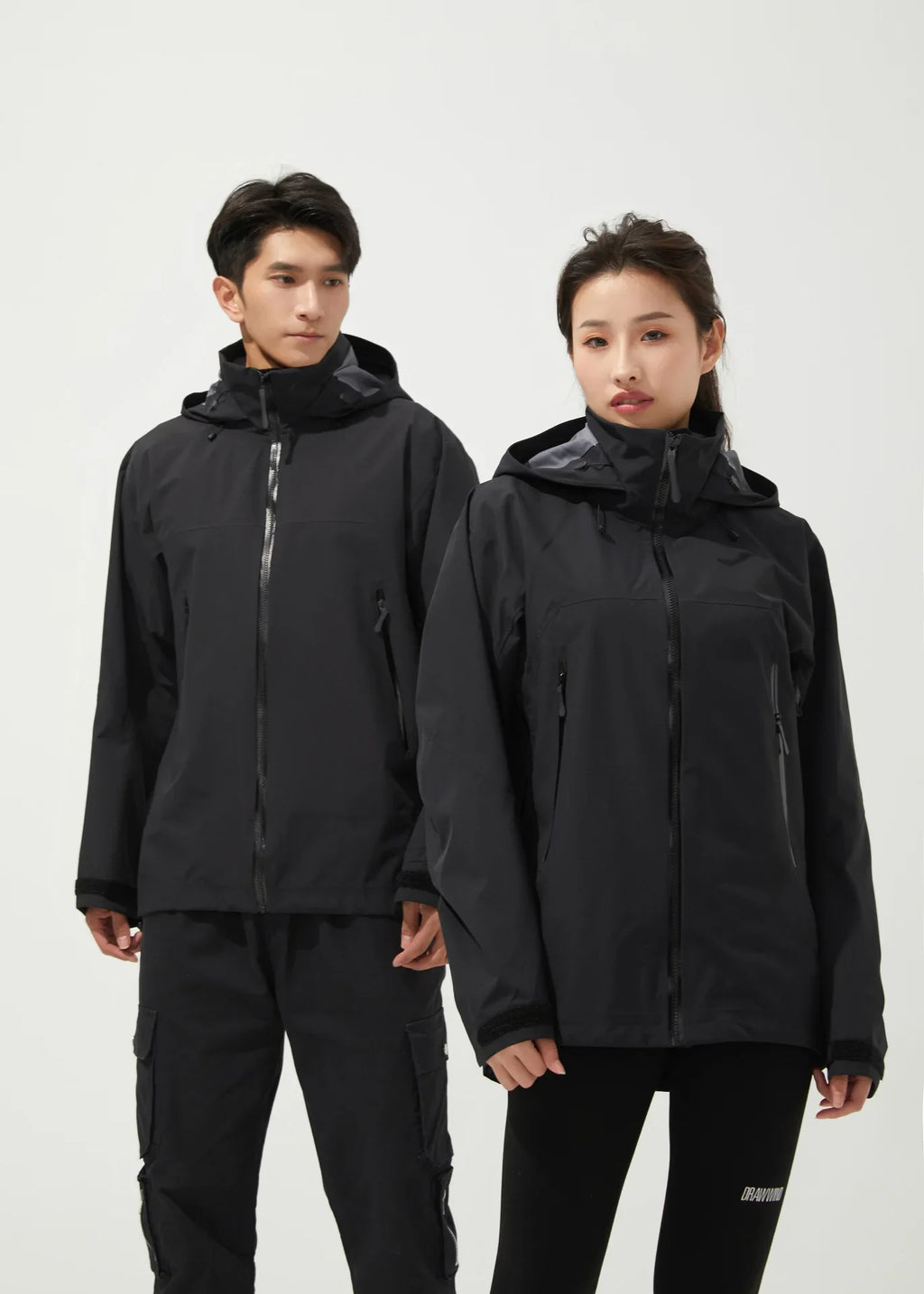 2026 Outdoor Men's and Women's, Fashionable, Windproof and Waterproof, Mountaineering, Breathable, Travel, Camping, Windbreaker