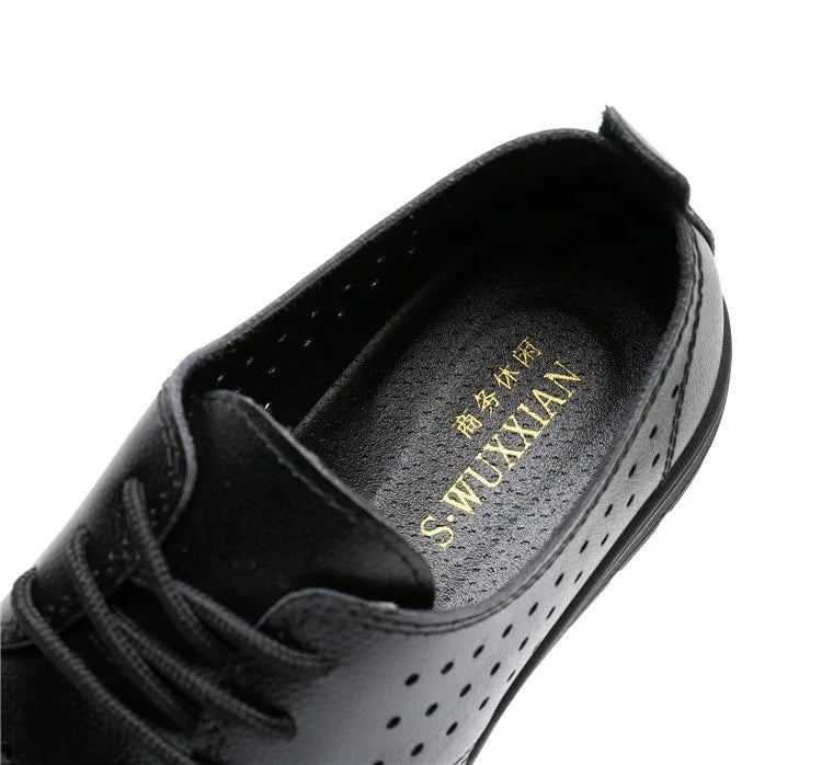 2026 Summer Men Sandals Business Casual Leather Hollow Out Shoes Breathable Soft Sole Clogs Fashion Comfortable Outdoor Slides