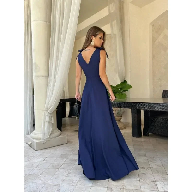Women's Spring and Summer Casual Dress Sleeveless Suspender Dress Solid Color V-neck Waist Tied Slit Fashionable Party Dress