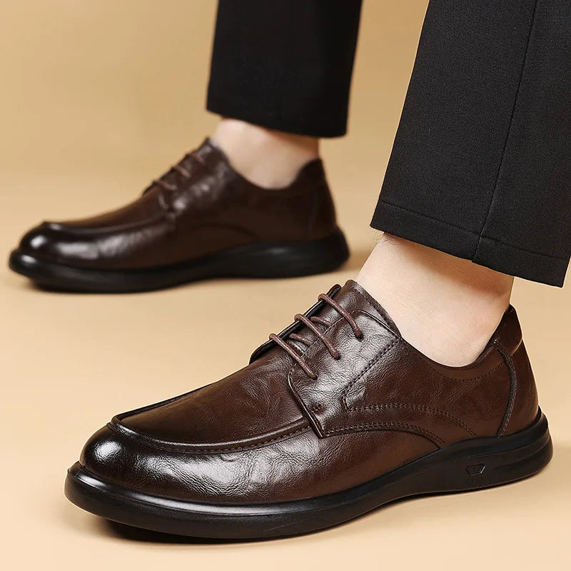 Spring Autumn New Business Casual Shoes for Men Solid Color Fashion Wedding Shoes Male Soft Sole Lace Designer Loafers Man