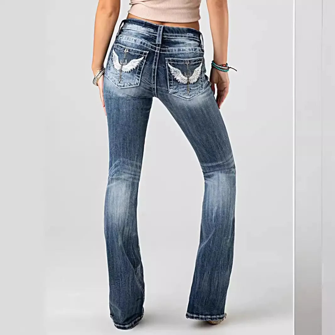 جينز نسائي مطرز بجيوب ممزق