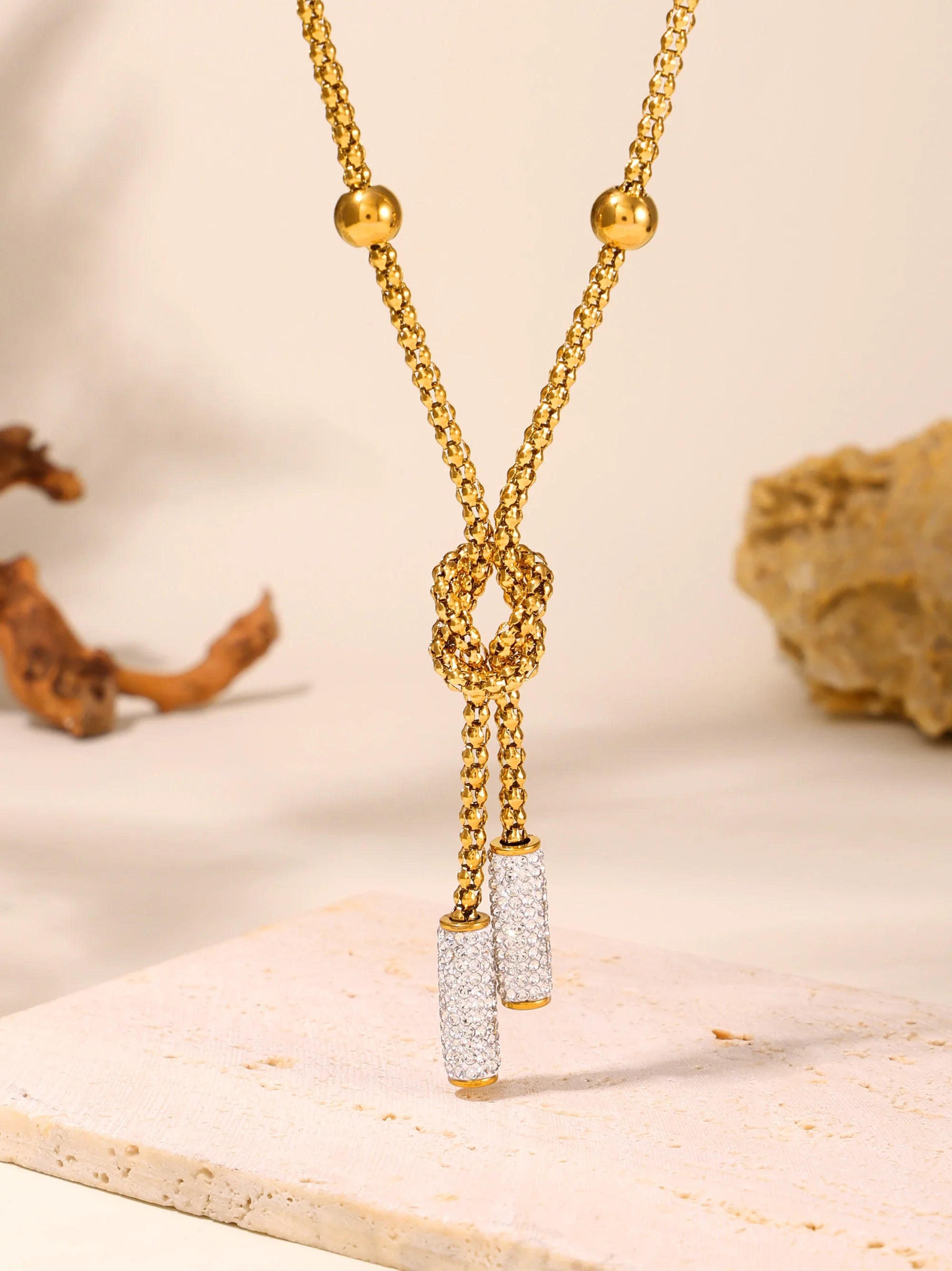 Nivora Stainless Steel Rhinestone Pendant Neck Choker Long Sweater Necklace For Women Fashion Gold Plated Jewelry طقم مجو