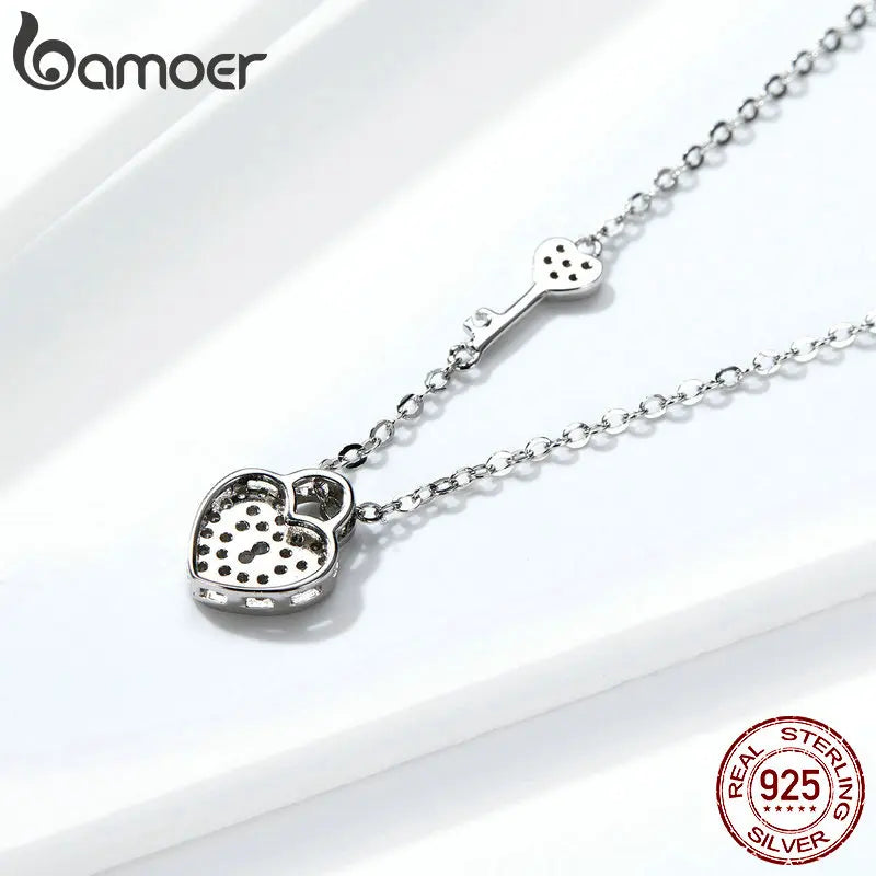 New Arrival Luxury 925 Sterling Silver Love Heart Lock & Key Pendant Necklace for Women Wedding Fine Jewelry SCN315