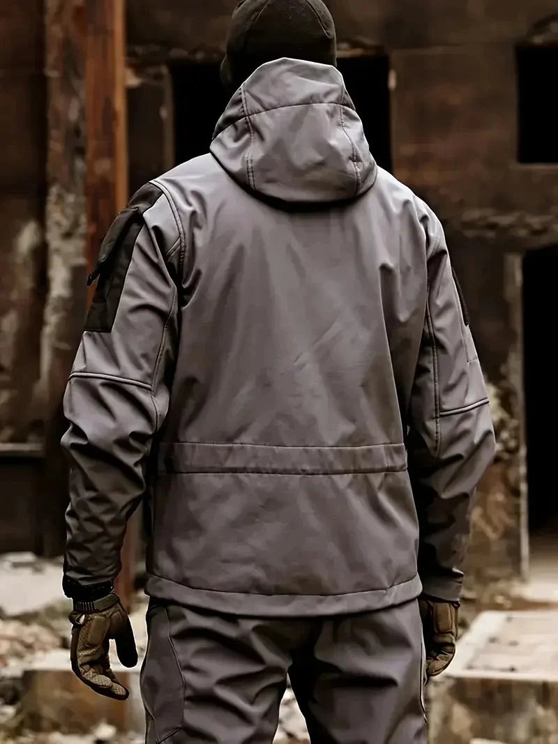 New Autumn WinterTactical Jackets Men Military Soft Shell Waterproof Windproof Hooded Jacket Outdoor Functional Multi-pockets