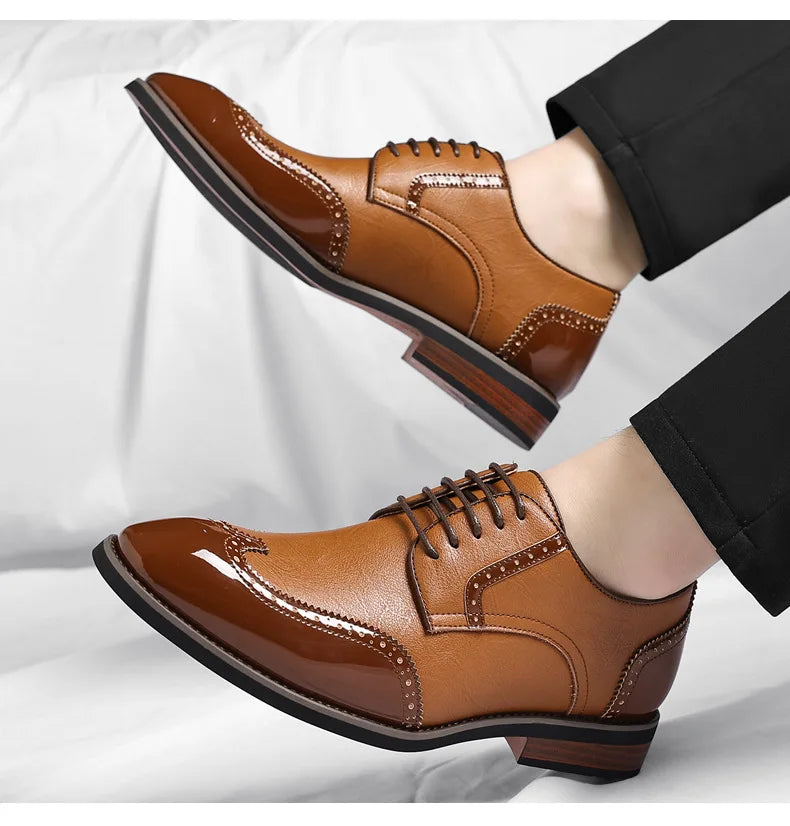 New Designer Business Leather Shoes for Men Color Match Lace Designer Casual Shoes Male Spring Autumn New Dress Brogue Shoe Man